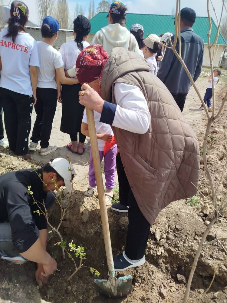 Жүз баладан – жүз көчөт